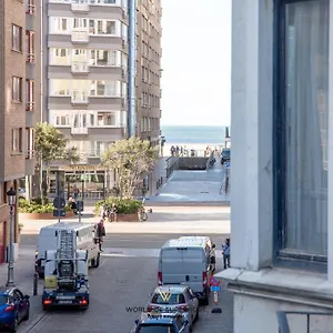 Spacious Closeby The Sea Up To 6 People! België