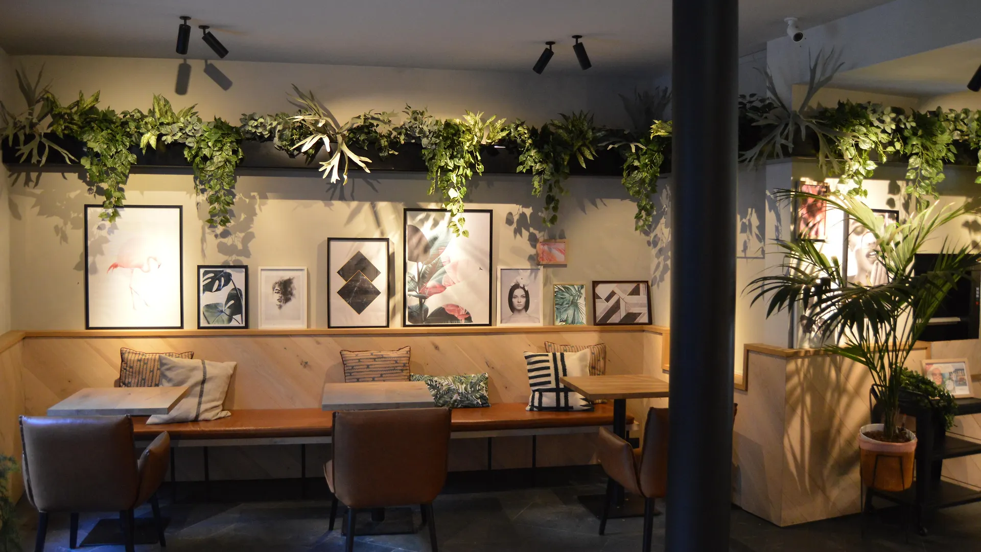 Hotel Indigo Antwerp City Centre By Ihg