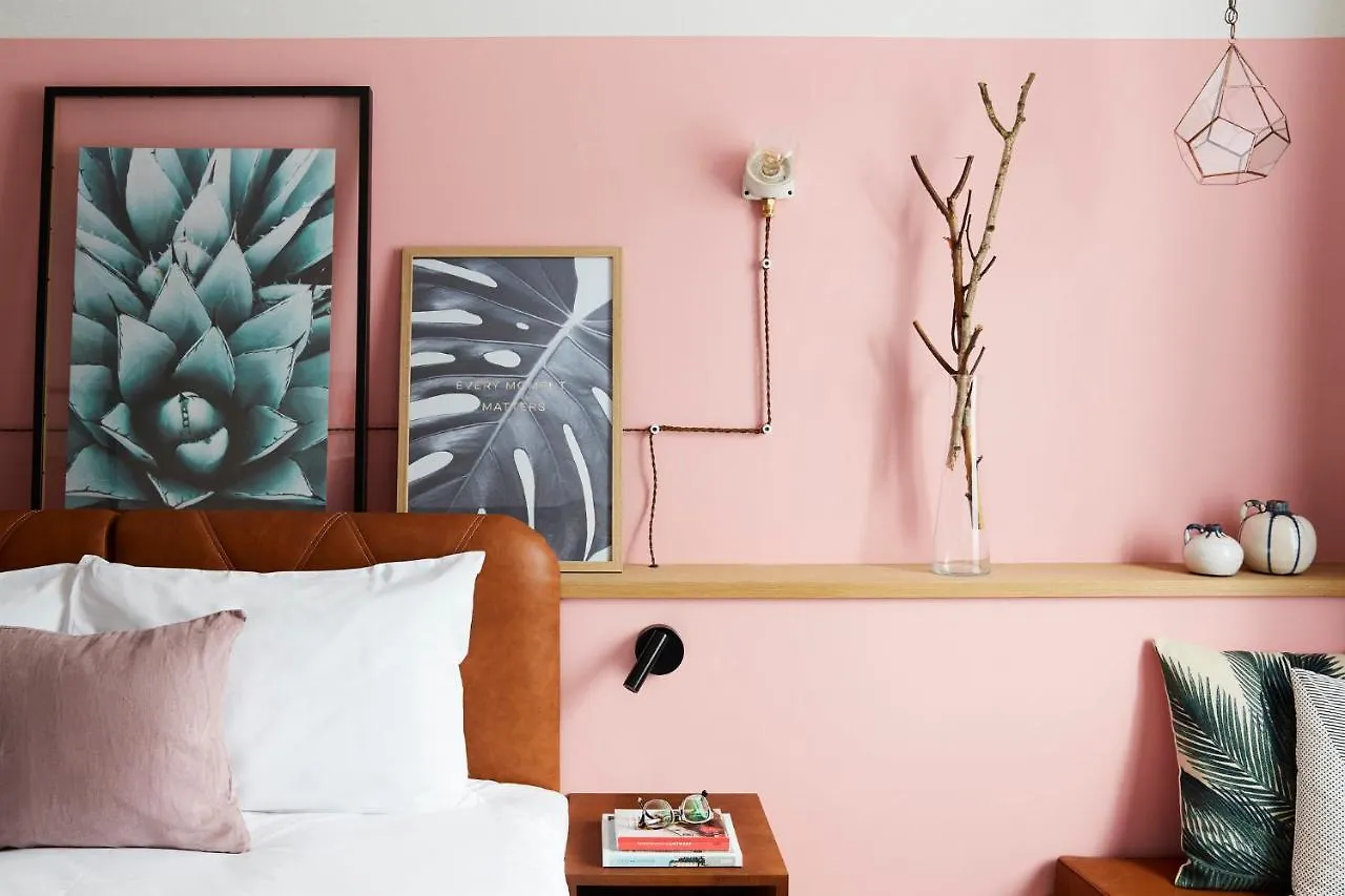 ****  Hotel Indigo Antwerp City Centre By Ihg בלגיה